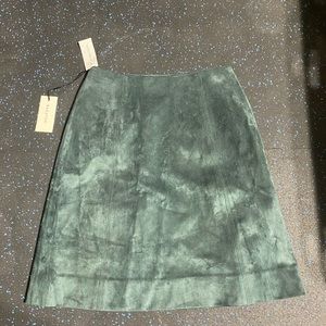 NWT green velvet babaton skirt from aritzia